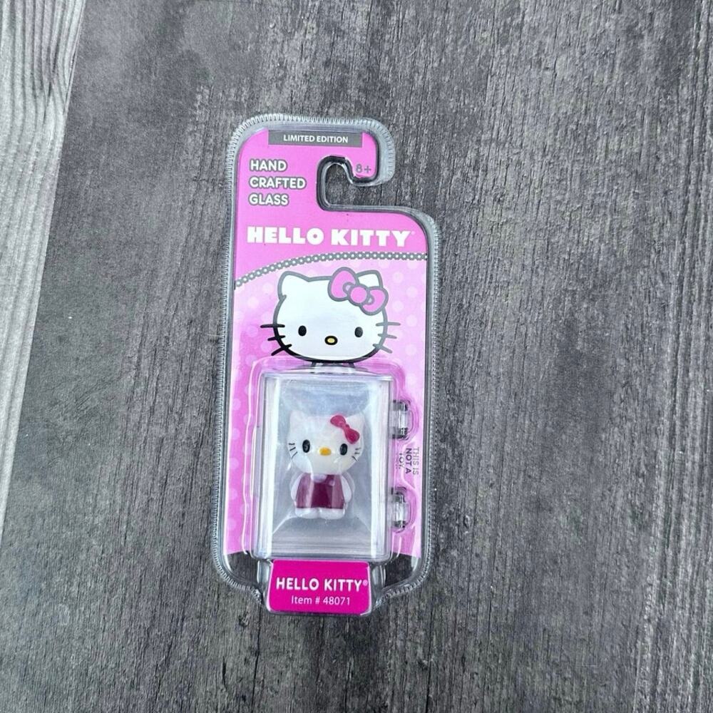 Sanrio hello kitty hand crafted glass figure